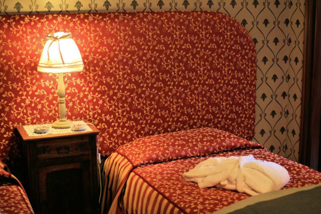 Felicin - Ristorante Albergo Dimora Storica Monforte dʼAlba Exterior foto